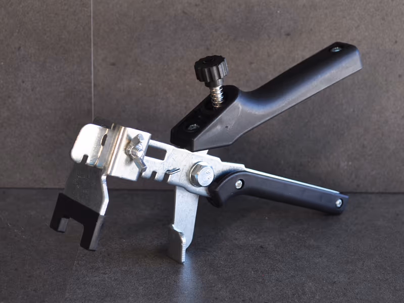Lev Tec LEVTEC Traction Plier — Adjustable